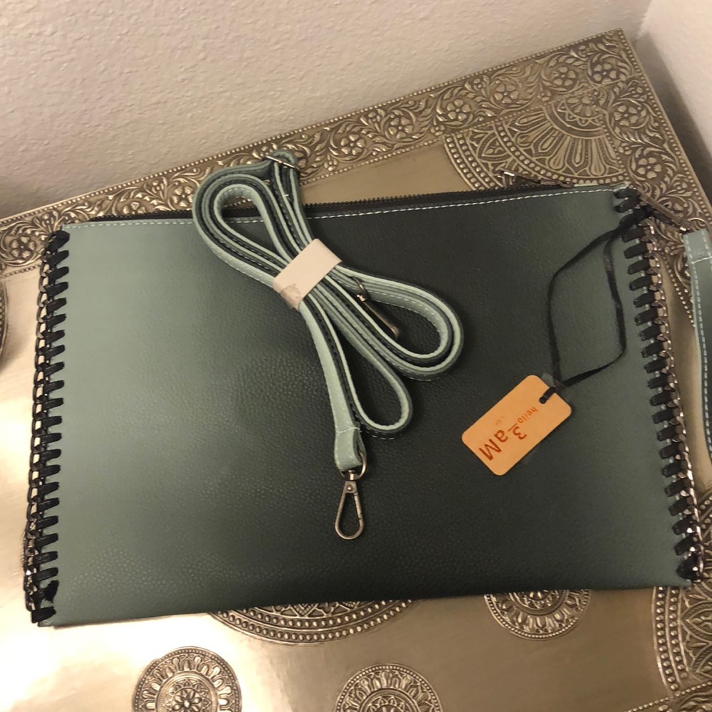 🎀👛purse👛🎀 - Picture 2 of 3